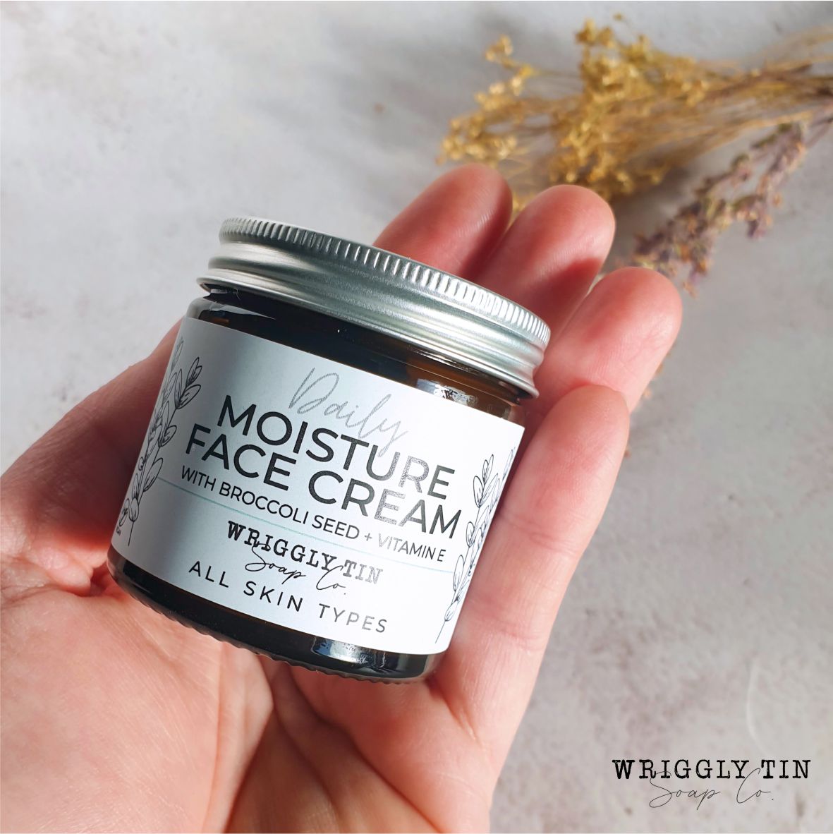 DAILY MOISTURE FACE CREAM - With Broccoli Seed + Vitamin E